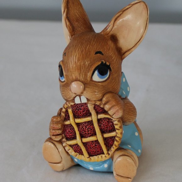 Vintage Pendelfin "Picnic Midge" - Picture 2 of 7